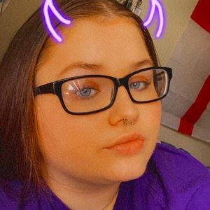 Meet your Posher, Brittney